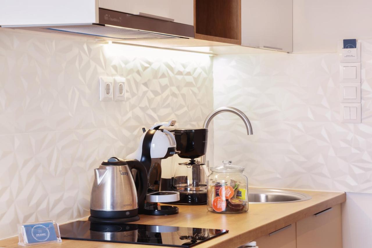 Mood Athens Luxury Apartments And Suites Extérieur photo