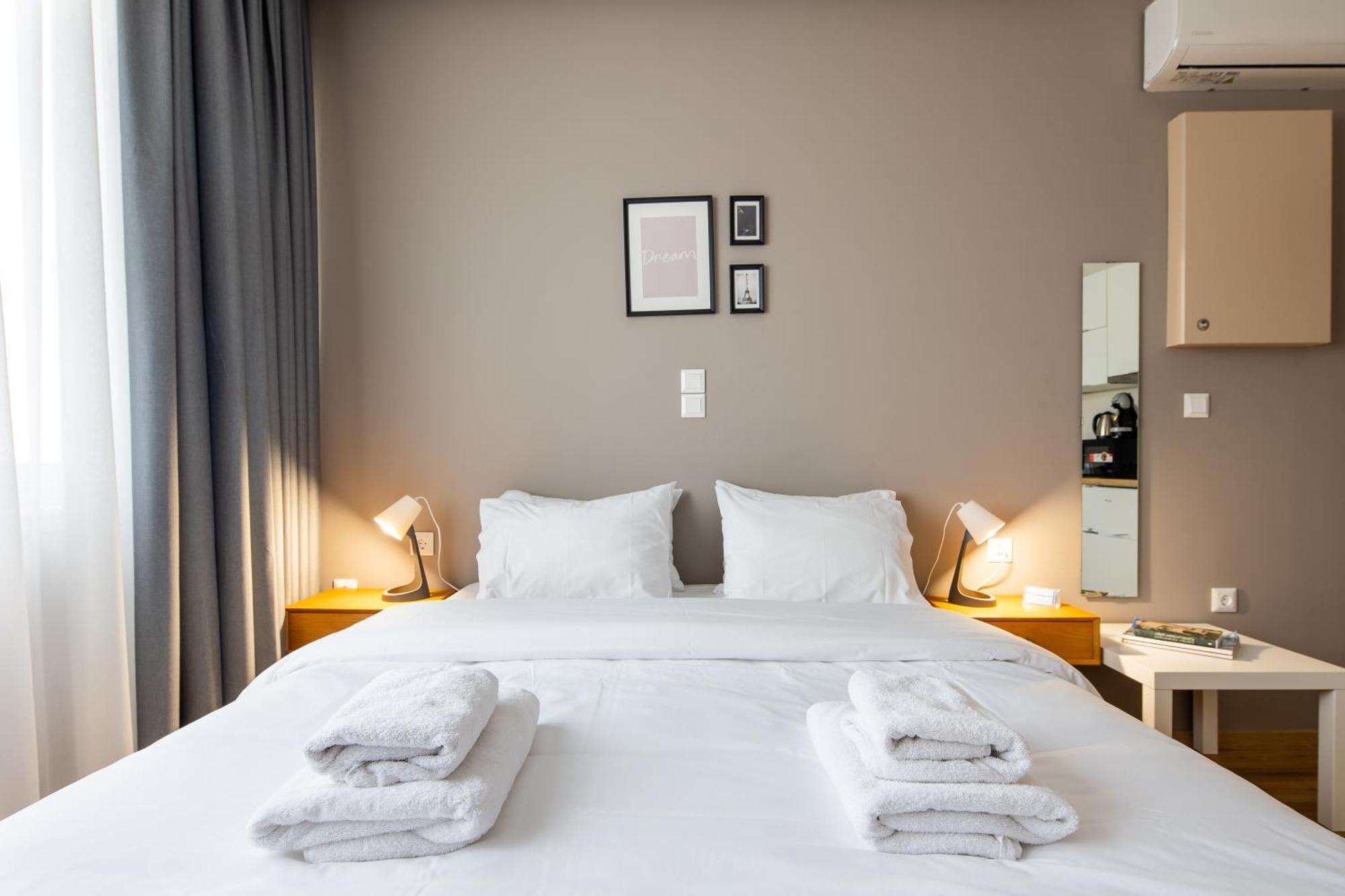 Mood Athens Luxury Apartments And Suites Extérieur photo